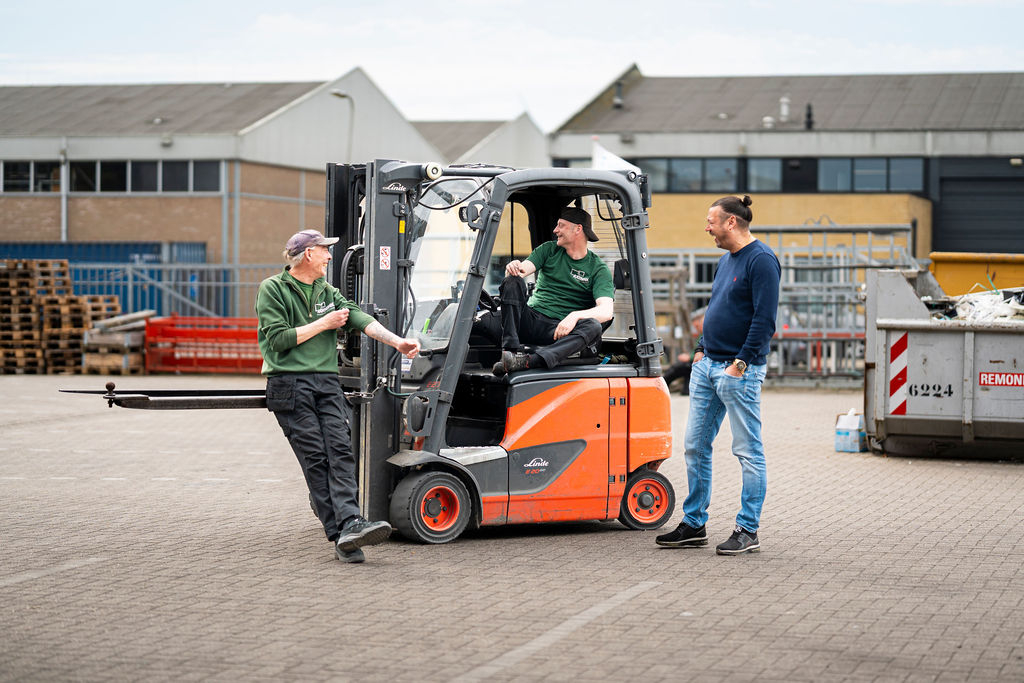 buiten_heftruck.jpg